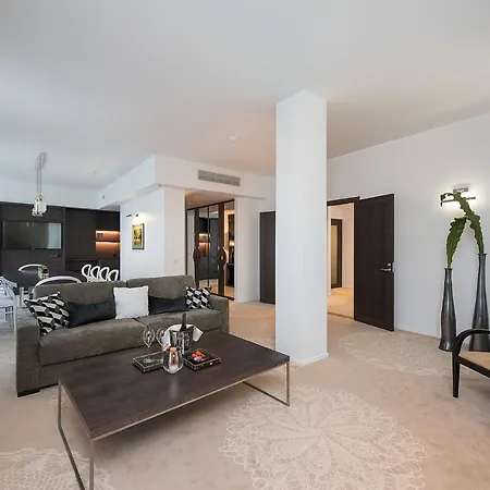 Lydia Hotel 4*