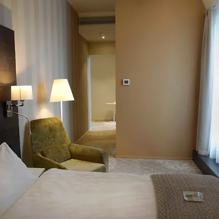 Lydia 4* Tartu