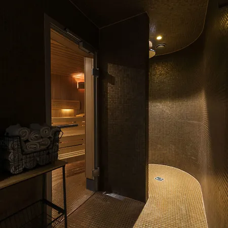 Lydia Hotel 4*