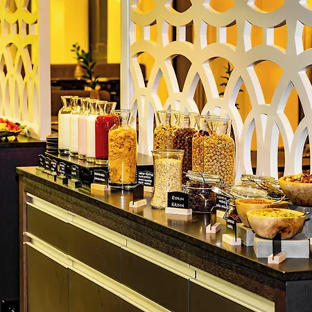 Lydia Hotel 4*
